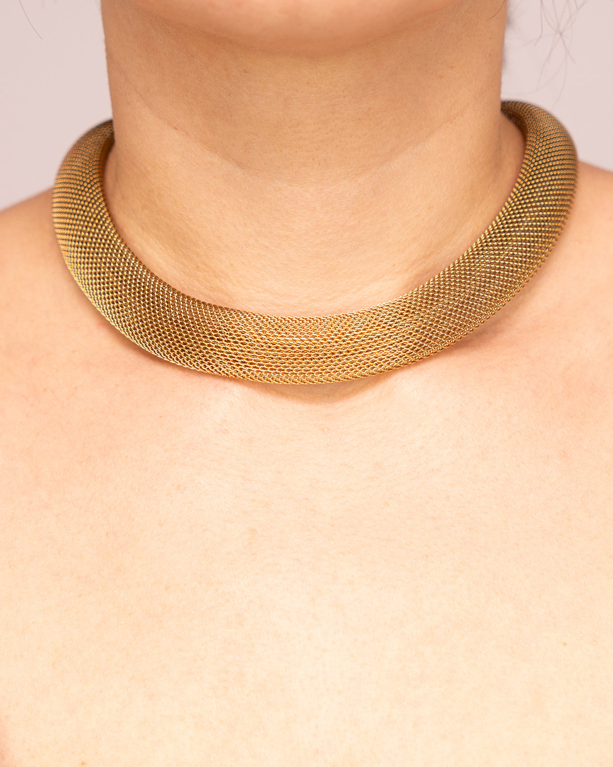 Collar 23