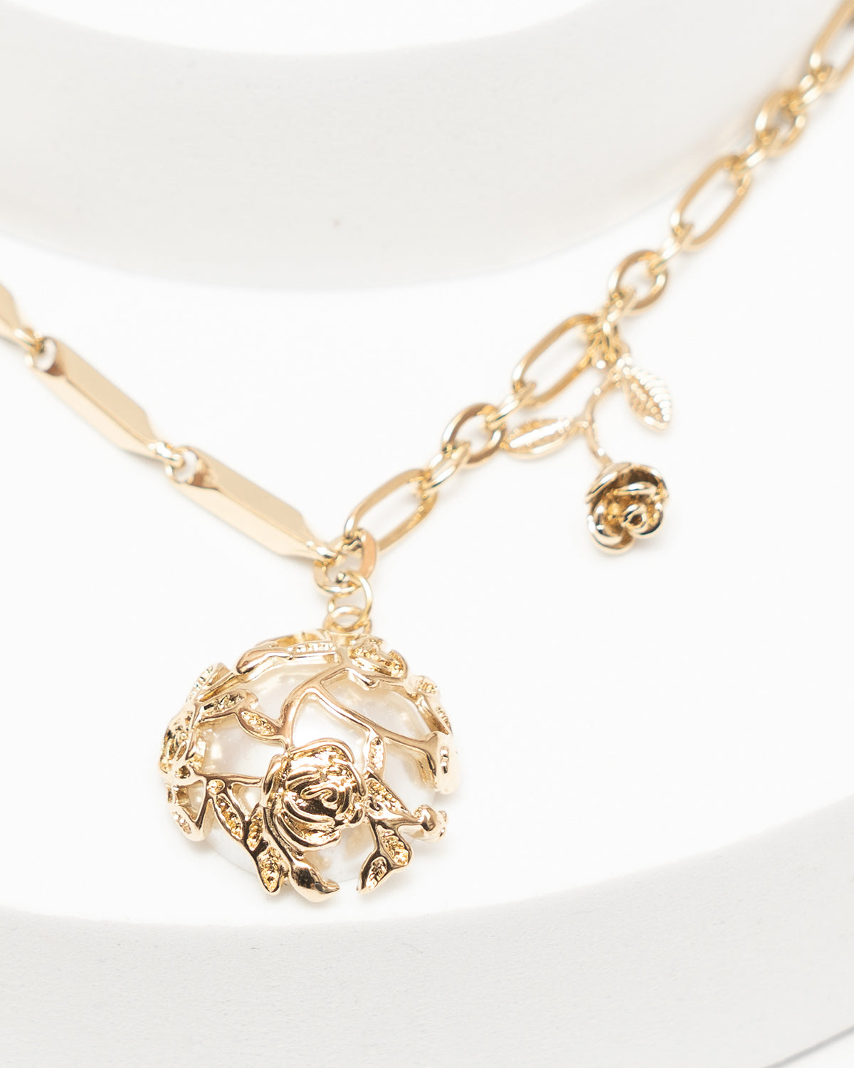 Collar 22