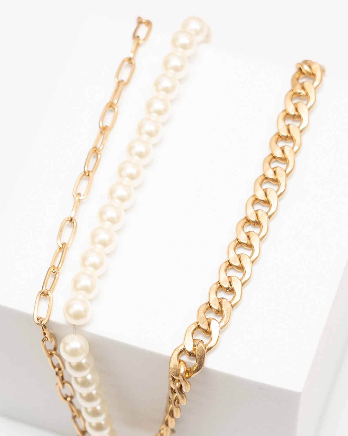 Collar 14