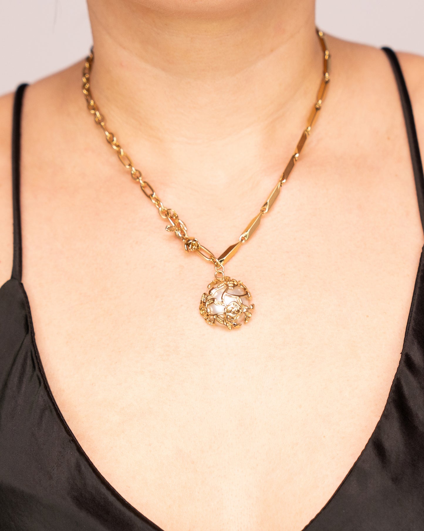 Collar 22