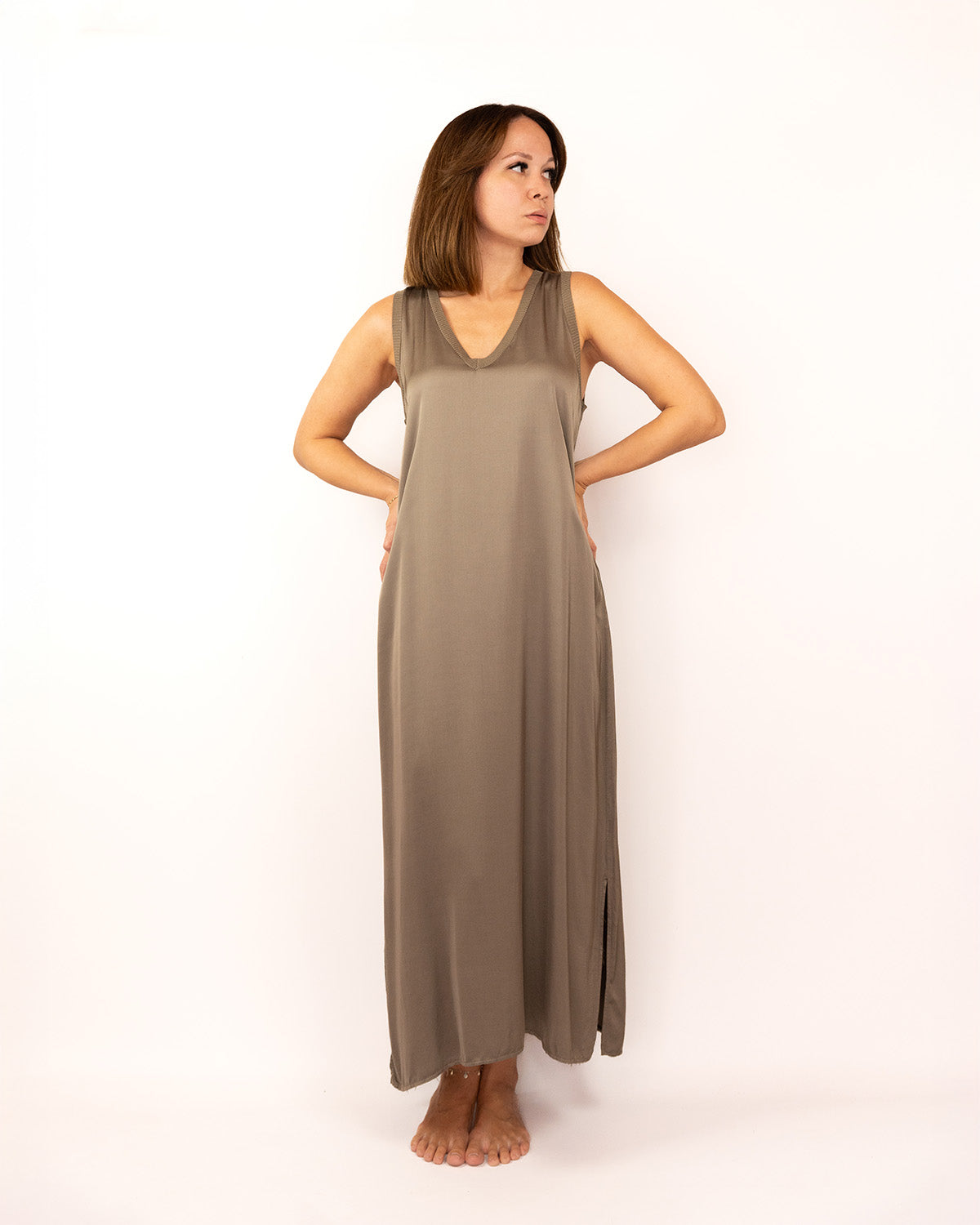 Dress V